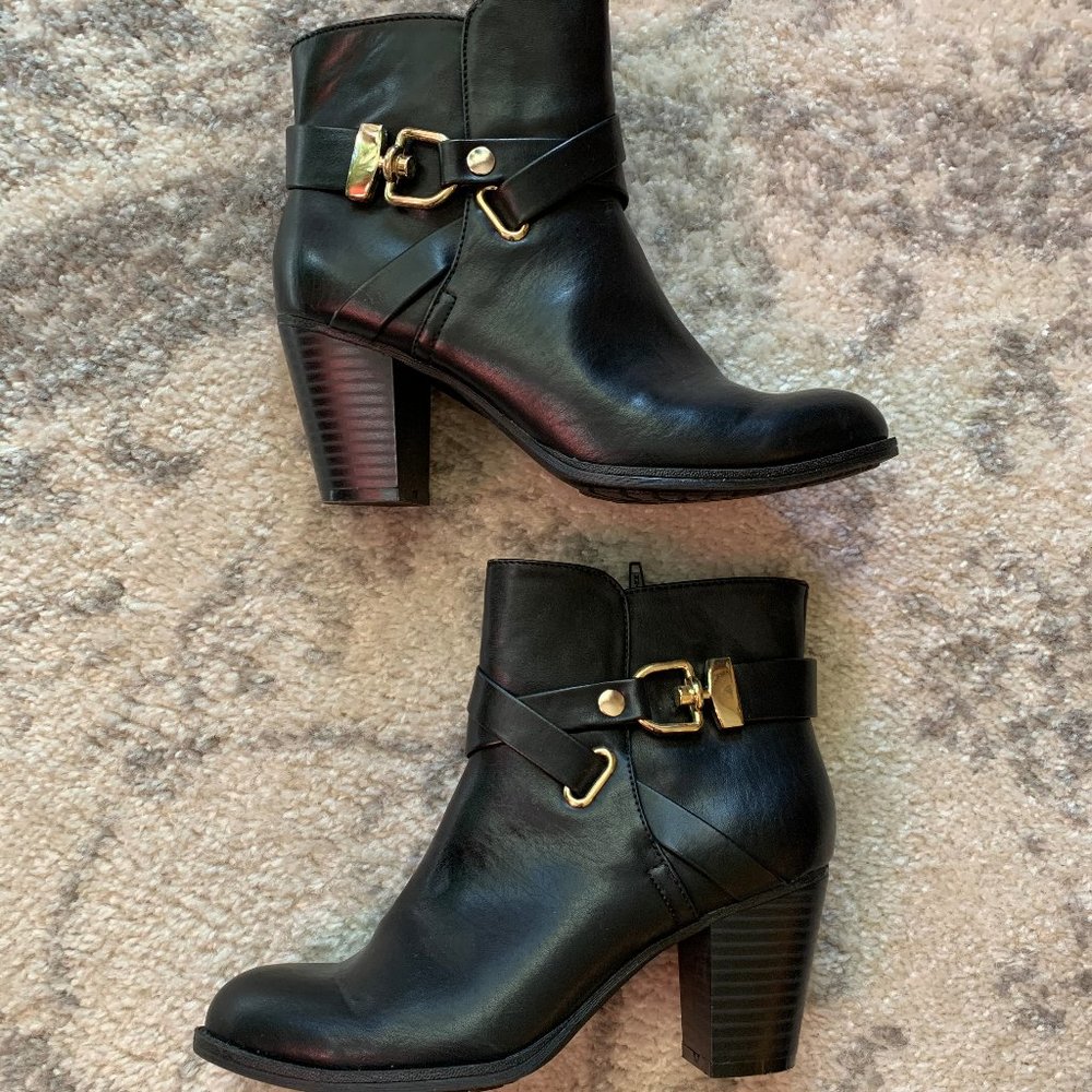 Sofft Eurosoft EUC Black Ankle Boots